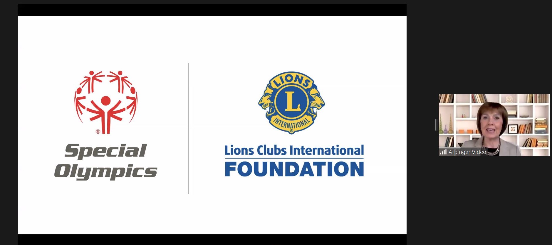 LCIF 主席古德龙•英格达德在在线 Academy for all（为所有人的学院）发言，身边是 LCIF 和特奥委会的标志。