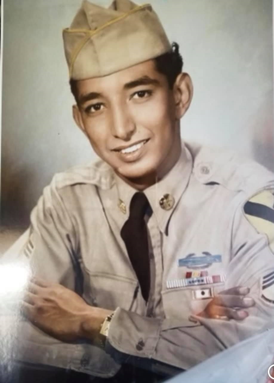 Foto do Veterano do Exército Joe E. Ramirez